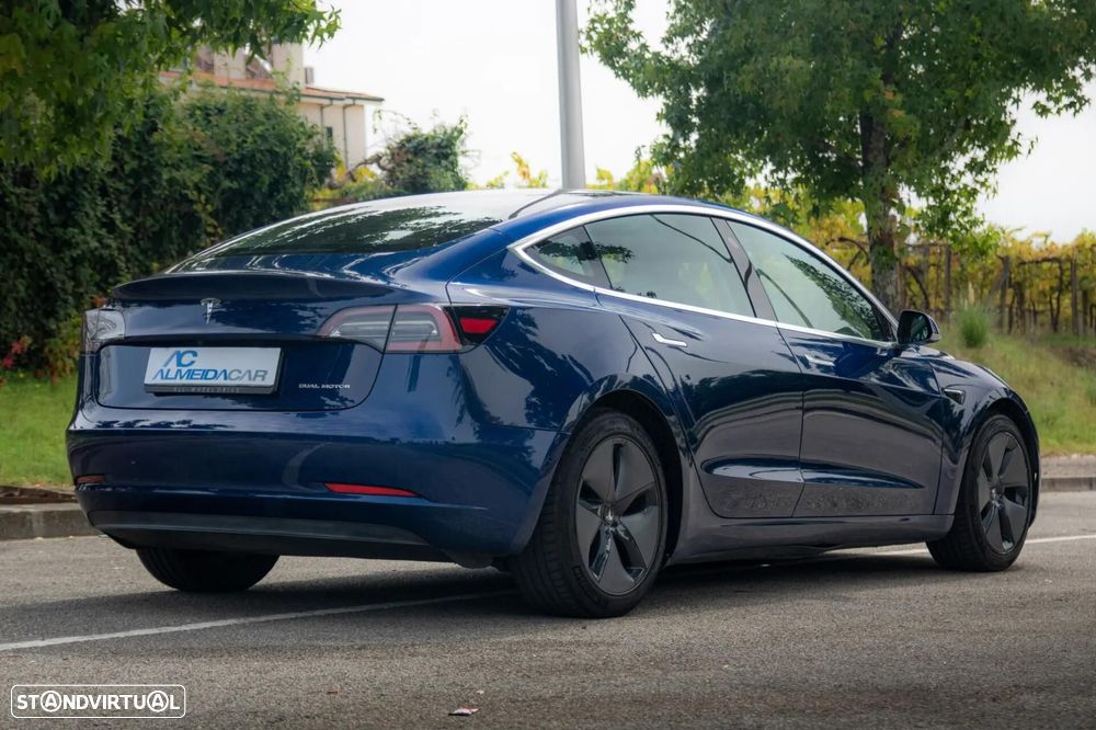 Tesla Model 3 Long-Range Dual Motor AWD - 36