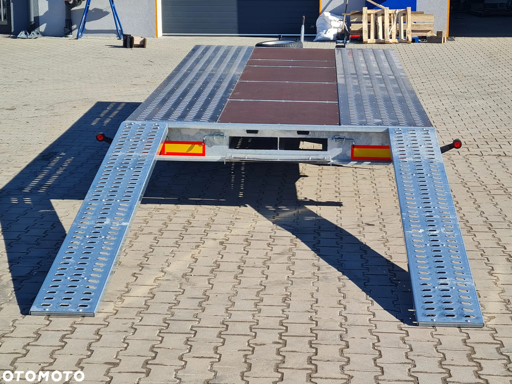Niewiadów Laweta 450x210cm DMC 2700kg AMORTYZATORY KOŁO ZAPASOWE WCIĄGARKA  wypełnienie z wodoodpornej sklejki - 3