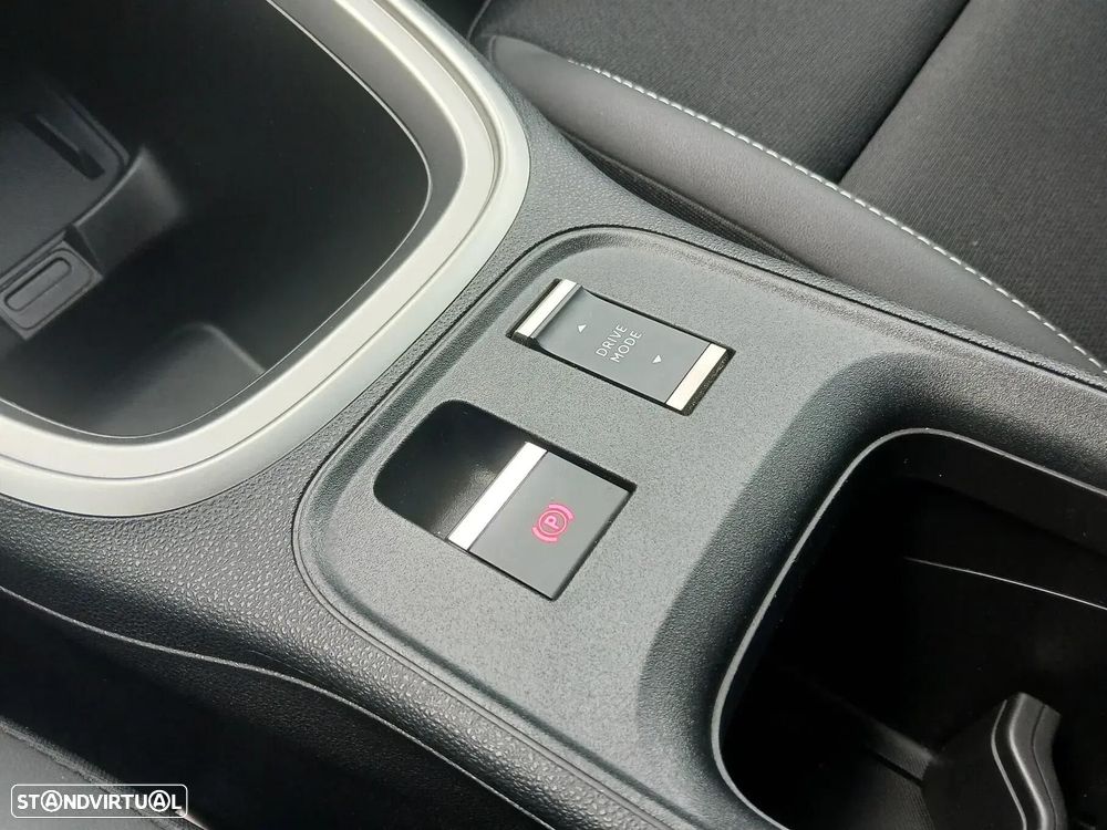 Jeep Avenger 1.2 e-Hybrid Summit DCT - 21