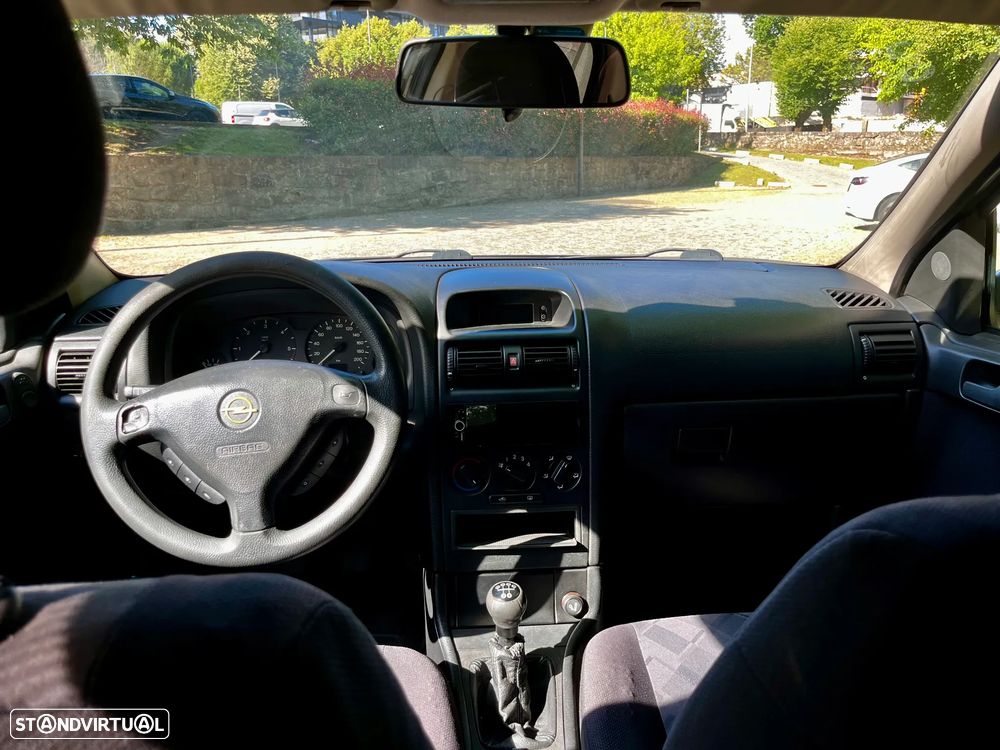 Opel Astra 1.7 DTL Club - 8
