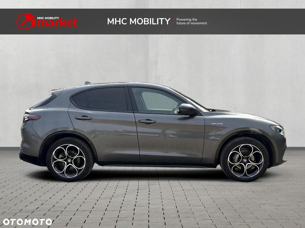 Alfa Romeo Stelvio 2.0 Turbo Veloce Q4 - 6