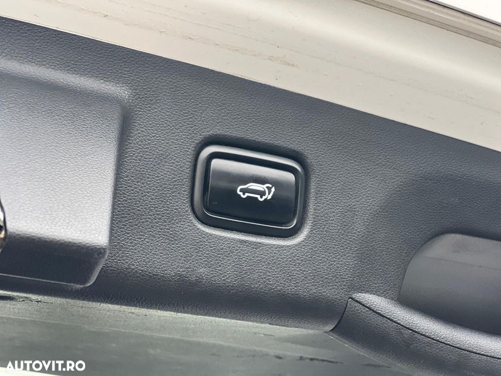 Hyundai Tucson 1.6 l 215 CP 4WD 6AT HEV Luxury - 28