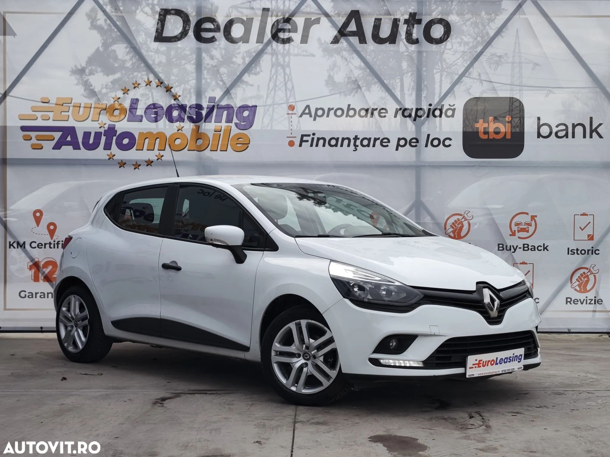 Renault Clio - 1