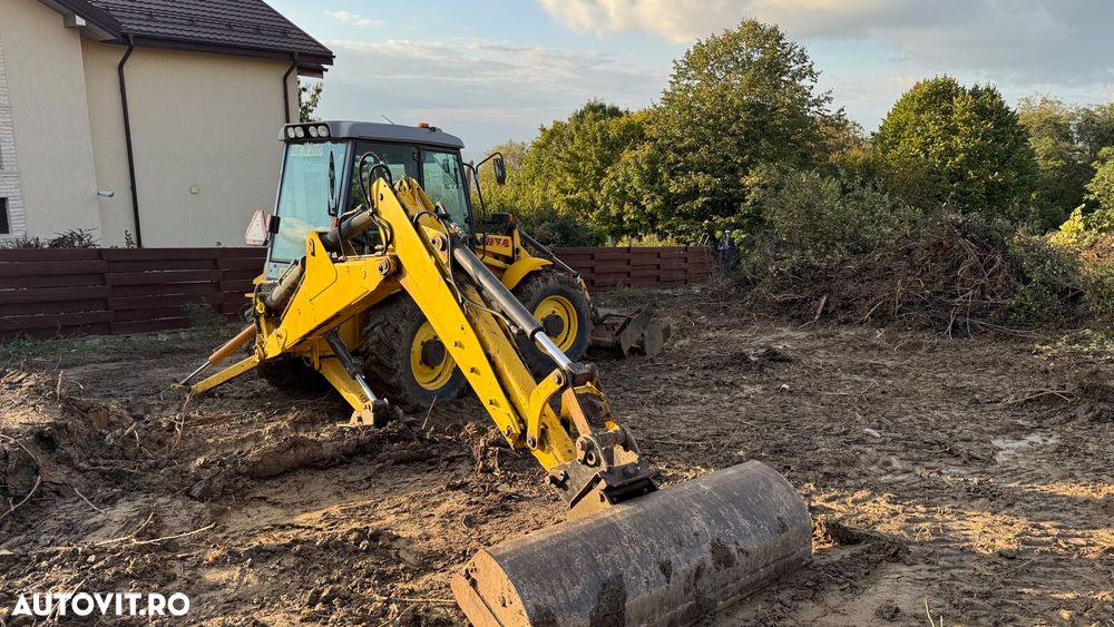 New Holland LB115 - 6