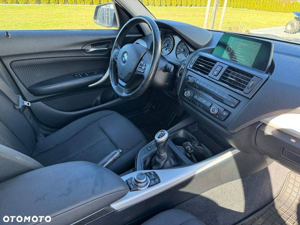 BMW Seria 1 116d - 24