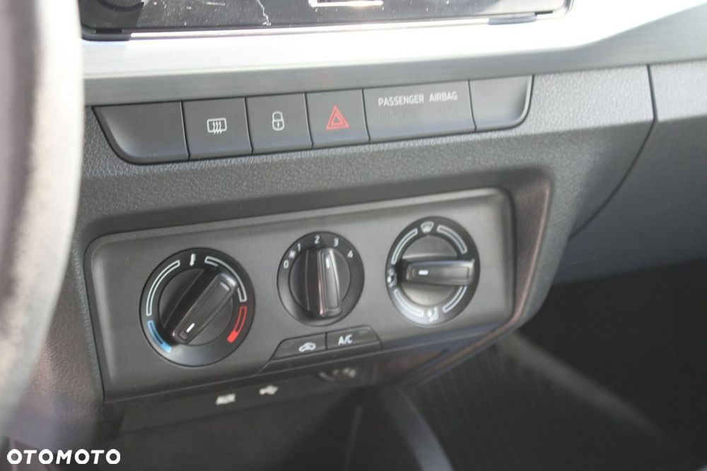 Skoda Fabia - 19
