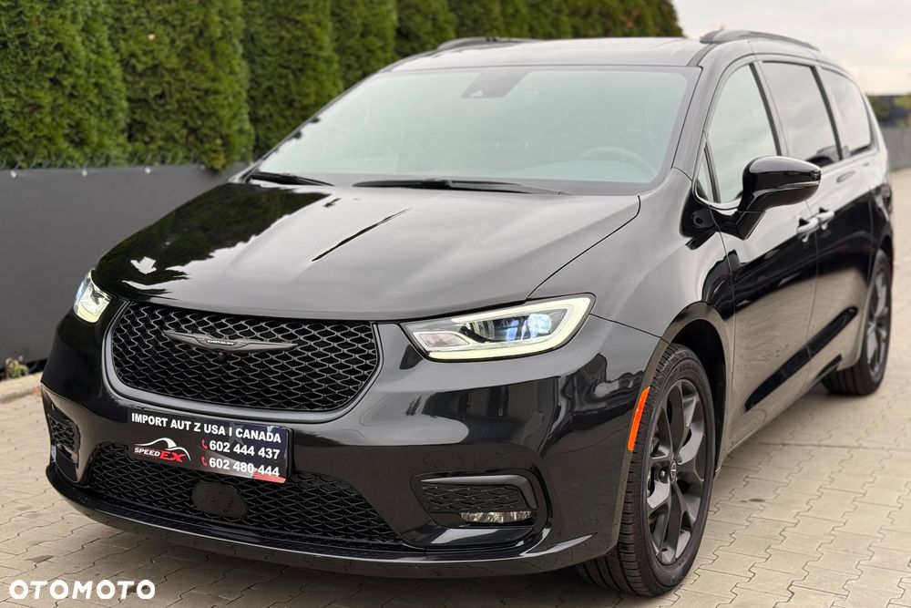 Chrysler Pacifica 2025 photo 2