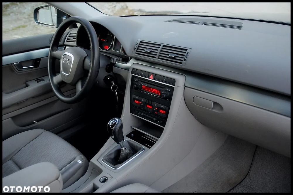 Audi A4 Avant - 8