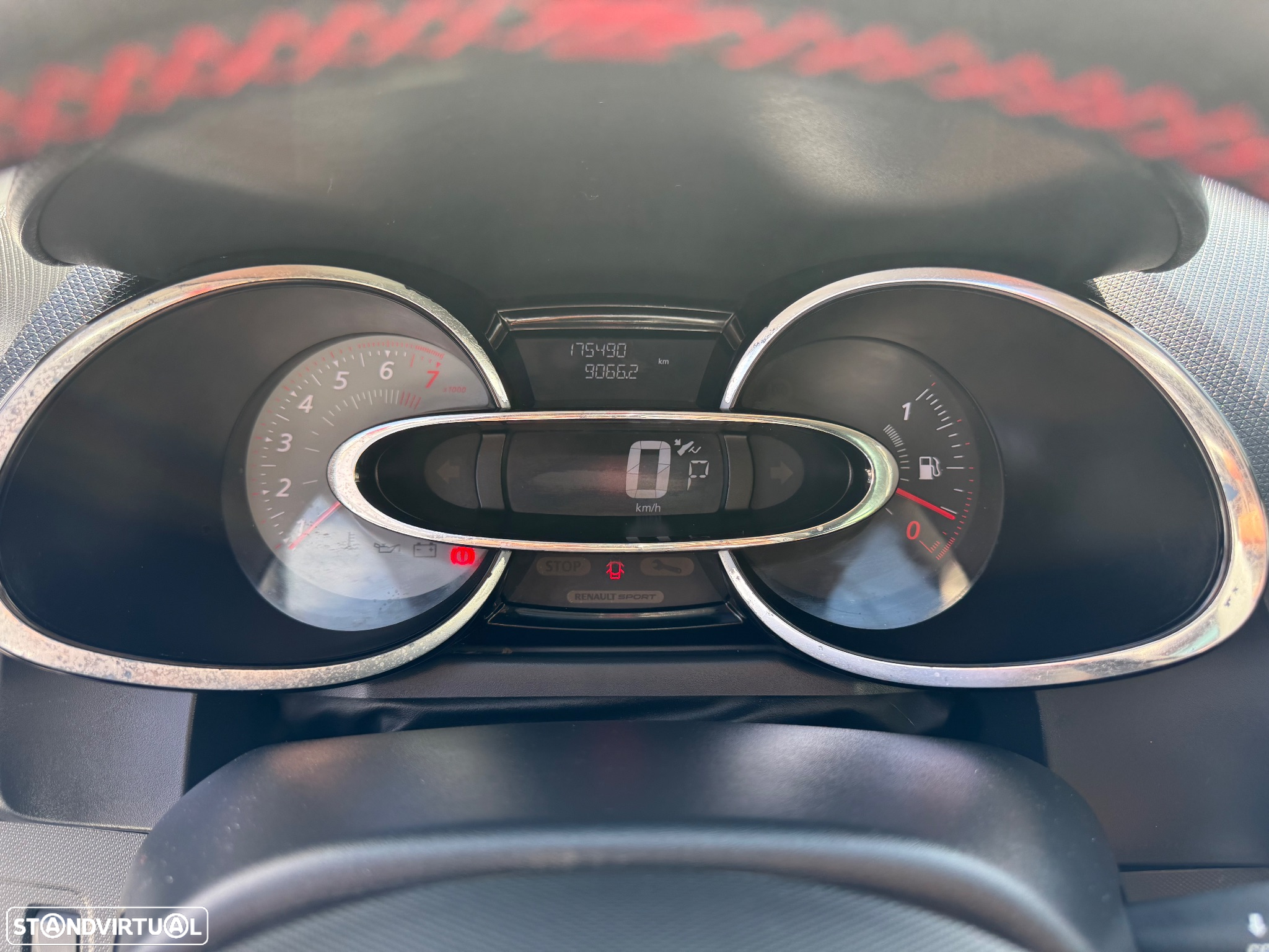 Renault Clio TCe 200 EDC Sport R.S. - 24