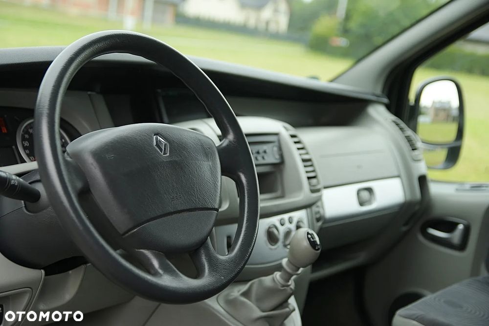 Renault Trafic - 30