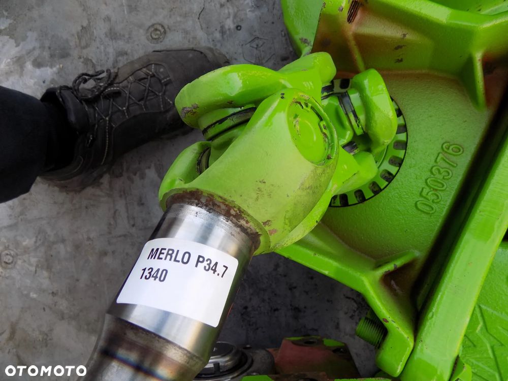 Merlo P 34.7  półoś krzyżak - 4