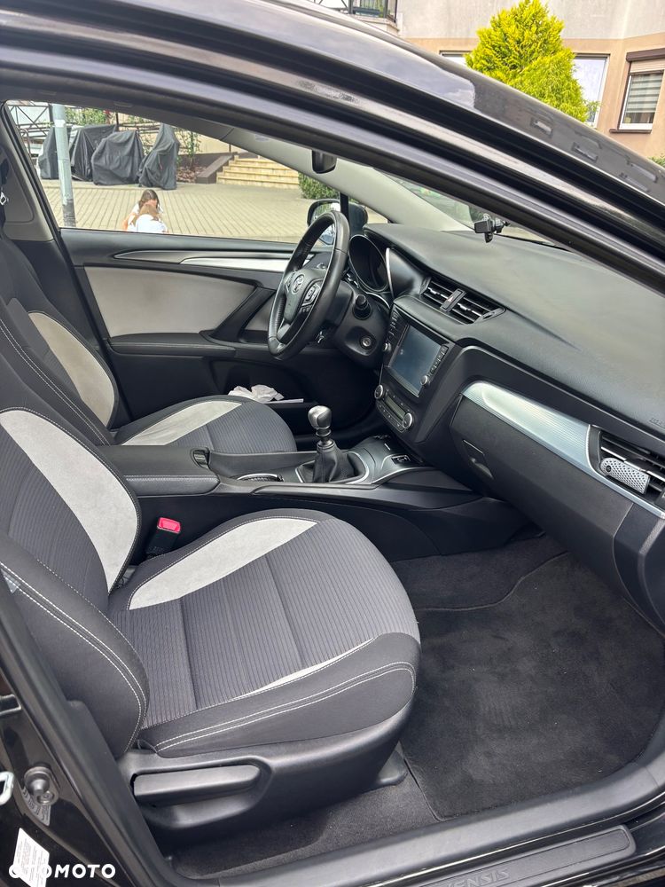 Toyota Avensis Touring Sports 1.8 Business Edition - 24
