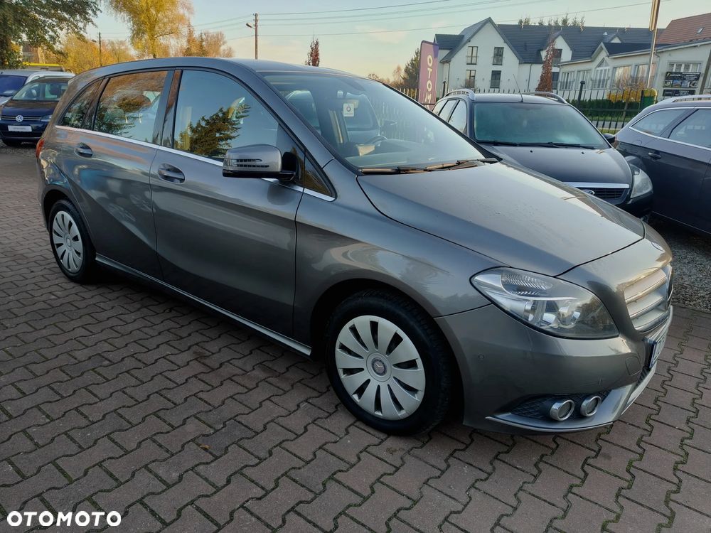 Mercedes-Benz Klasa B 180 CDI (BlueEFFICIENCY) - 4