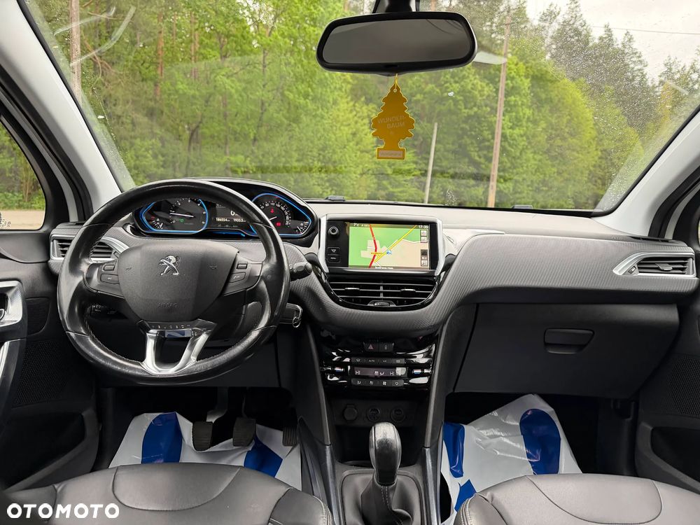 Peugeot 2008 e-HDi FAP 92 STOP & START Style - 10