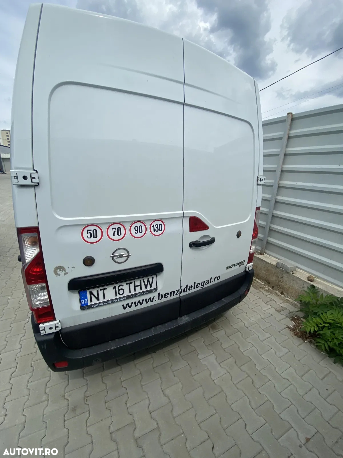 Opel Movano Crew Van 3.5t 2.3 CDTI FWD L3H2 - 9