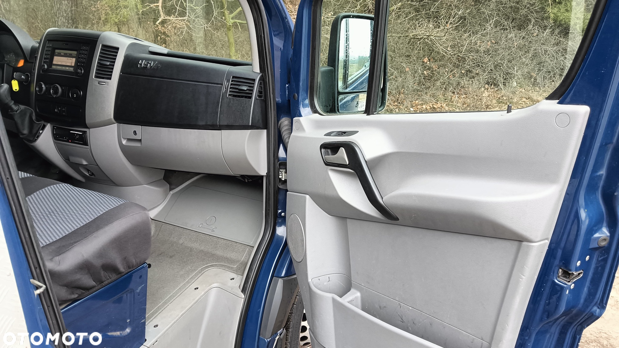 Mercedes-Benz Sprinter - 15