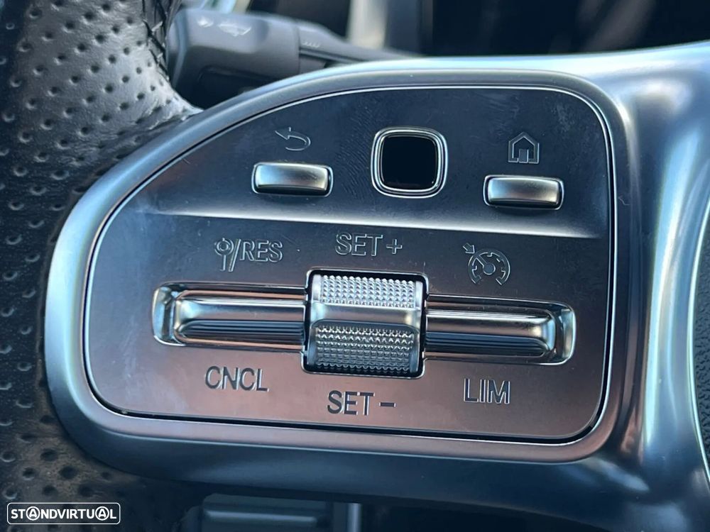 Mercedes-Benz A 250 e 8G-DCT Edition AMG Line - 25