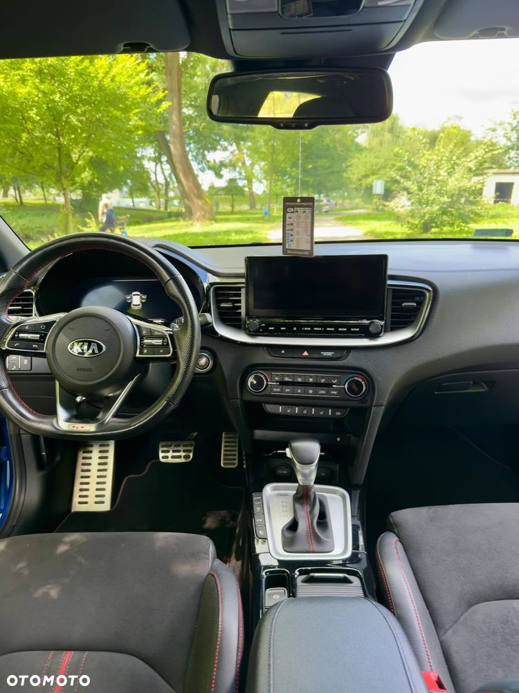 Kia Ceed 1.6 T-GDI GT DCT - 23