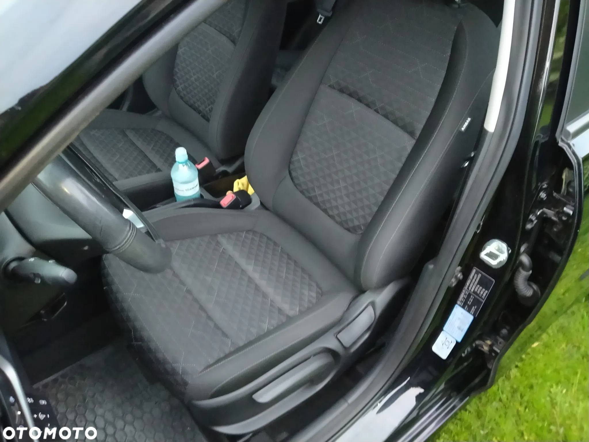 Kia Rio 1.2 M - 12