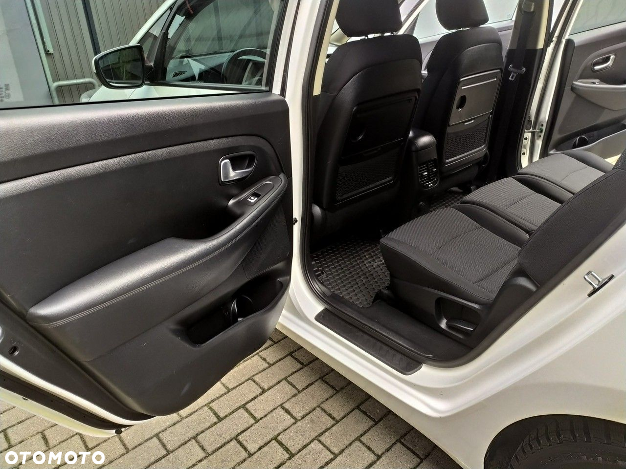 Kia Carens 1.7 CRDi Spirit - 21