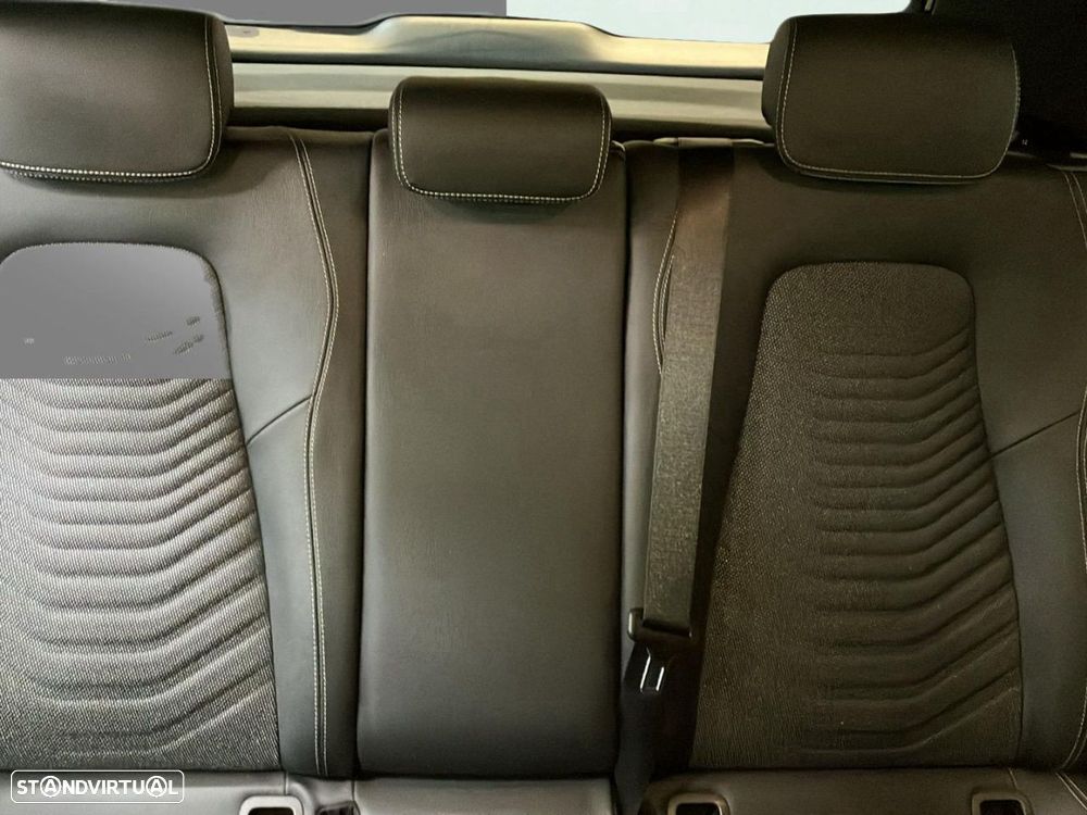 Mercedes-Benz A 250 e Style Plus - 19