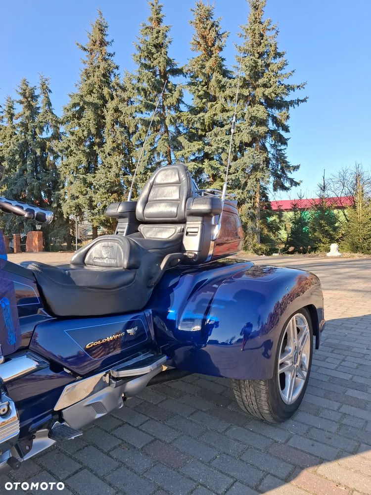 Honda GL - 12
