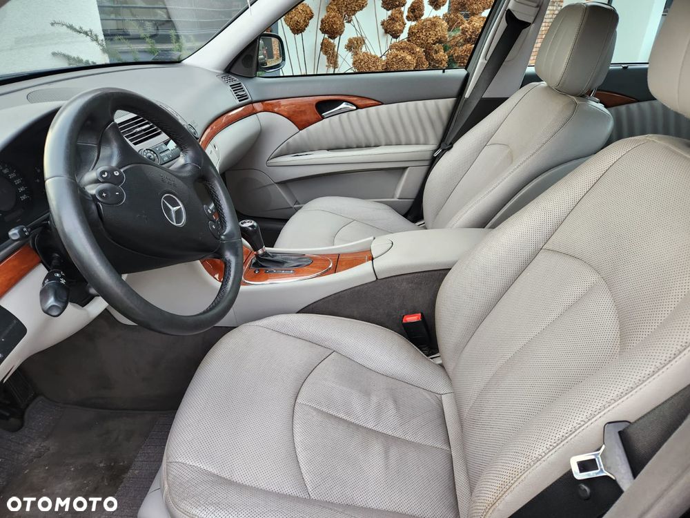 Mercedes-Benz Klasa E 280 CDI 4Matic Automatik Elegance DPF - 5