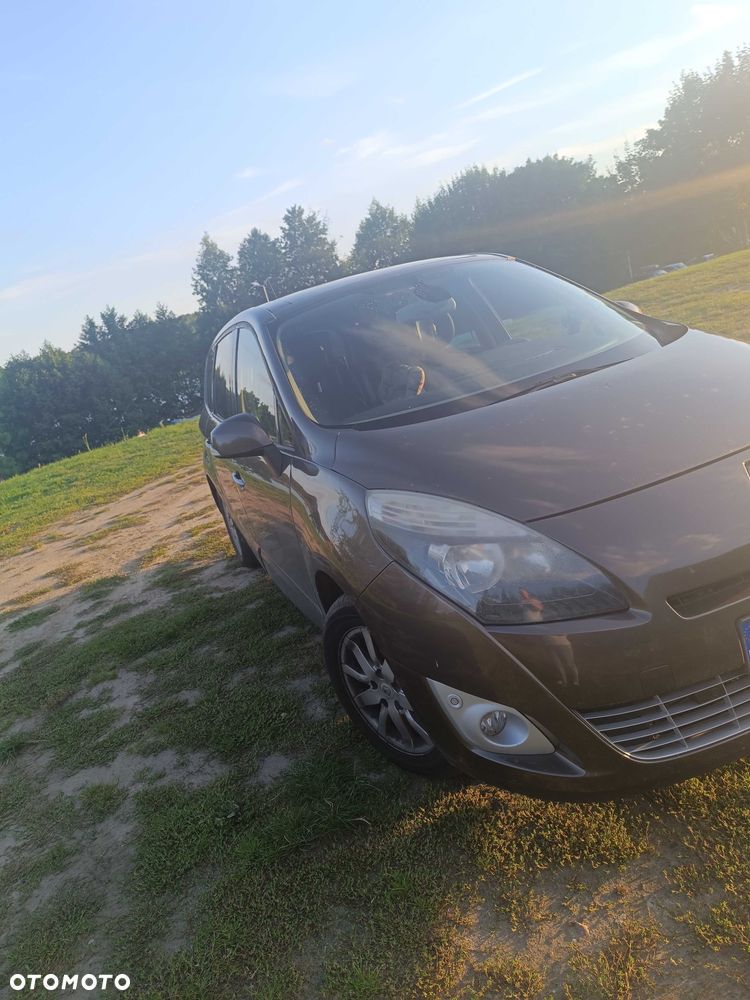 Renault Grand Scenic - 6