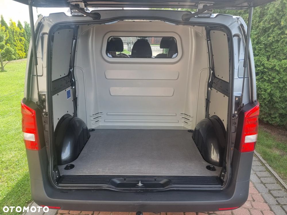 Mercedes-Benz Vito - 16