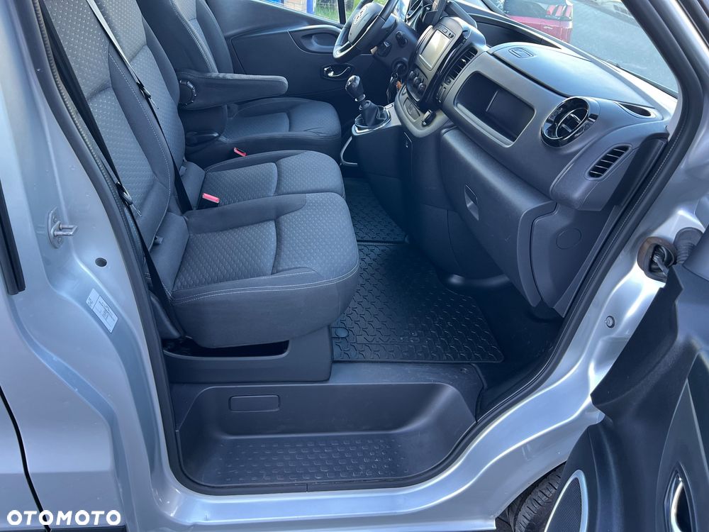 Opel Vivaro - 27