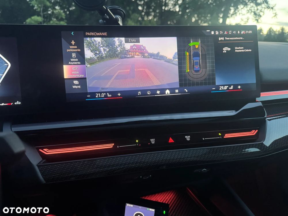 BMW Seria 5 520d xDrive mHEV M Sport - 9
