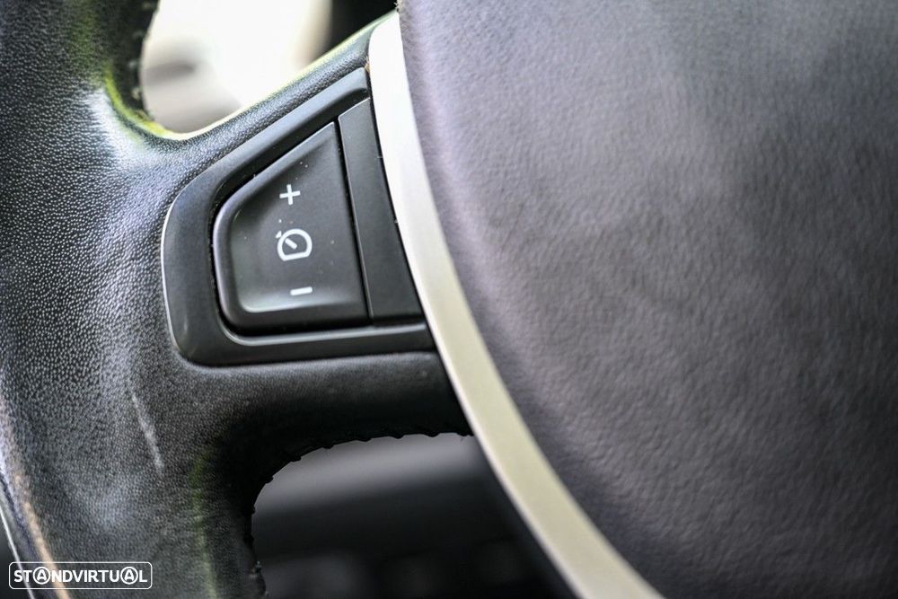 Renault Laguna Break 2.0 dCi Dynamique S 120g - 36