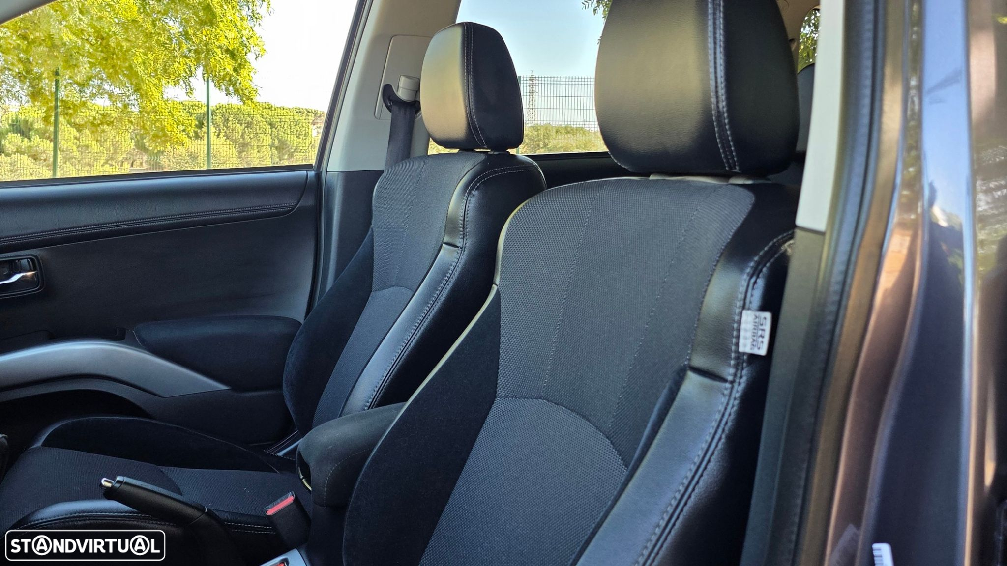 Mitsubishi Outlander 2.2 DI-D Instyle - 14