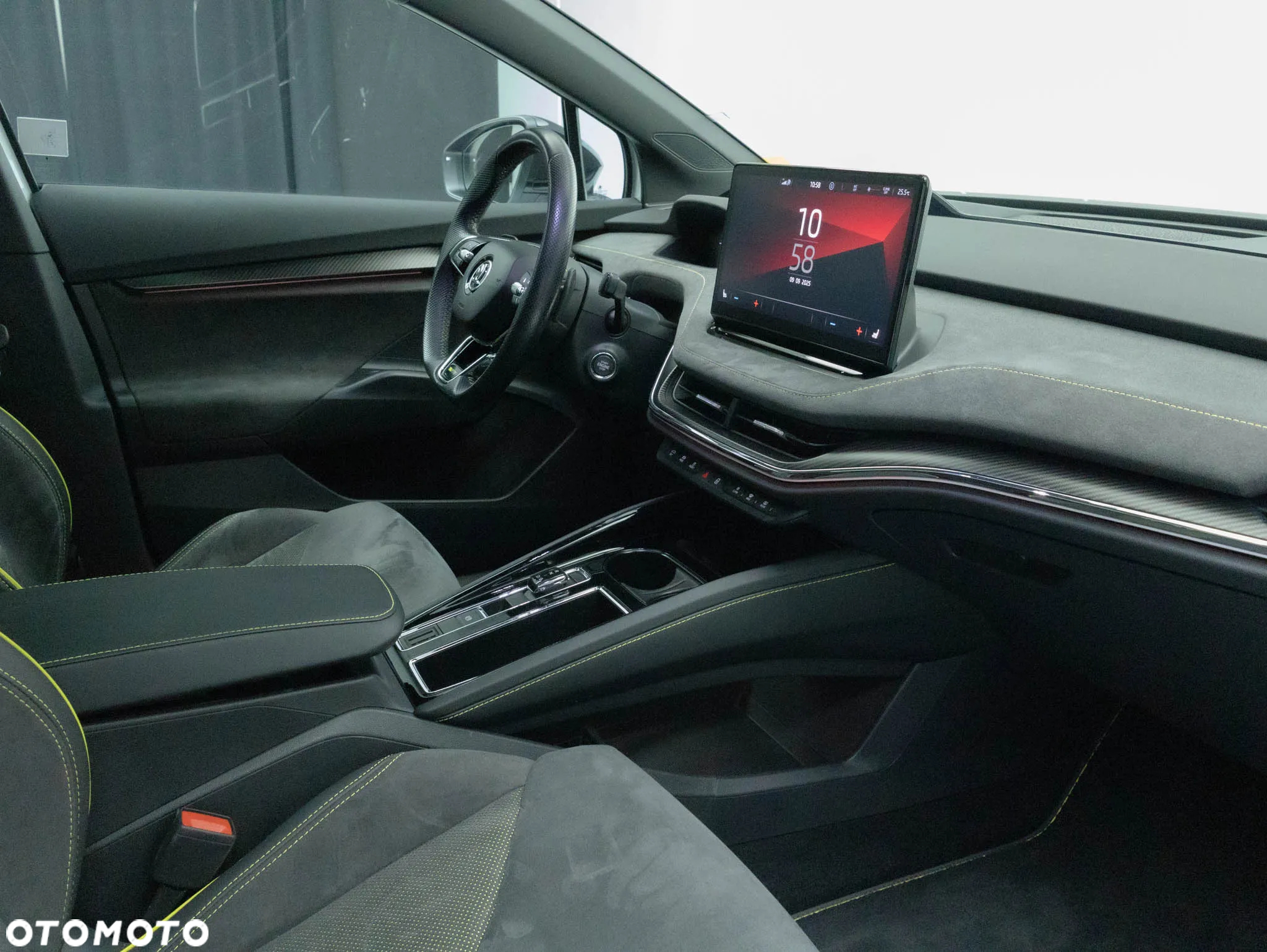 Skoda Enyaq RS 82kWh Maxx - 34