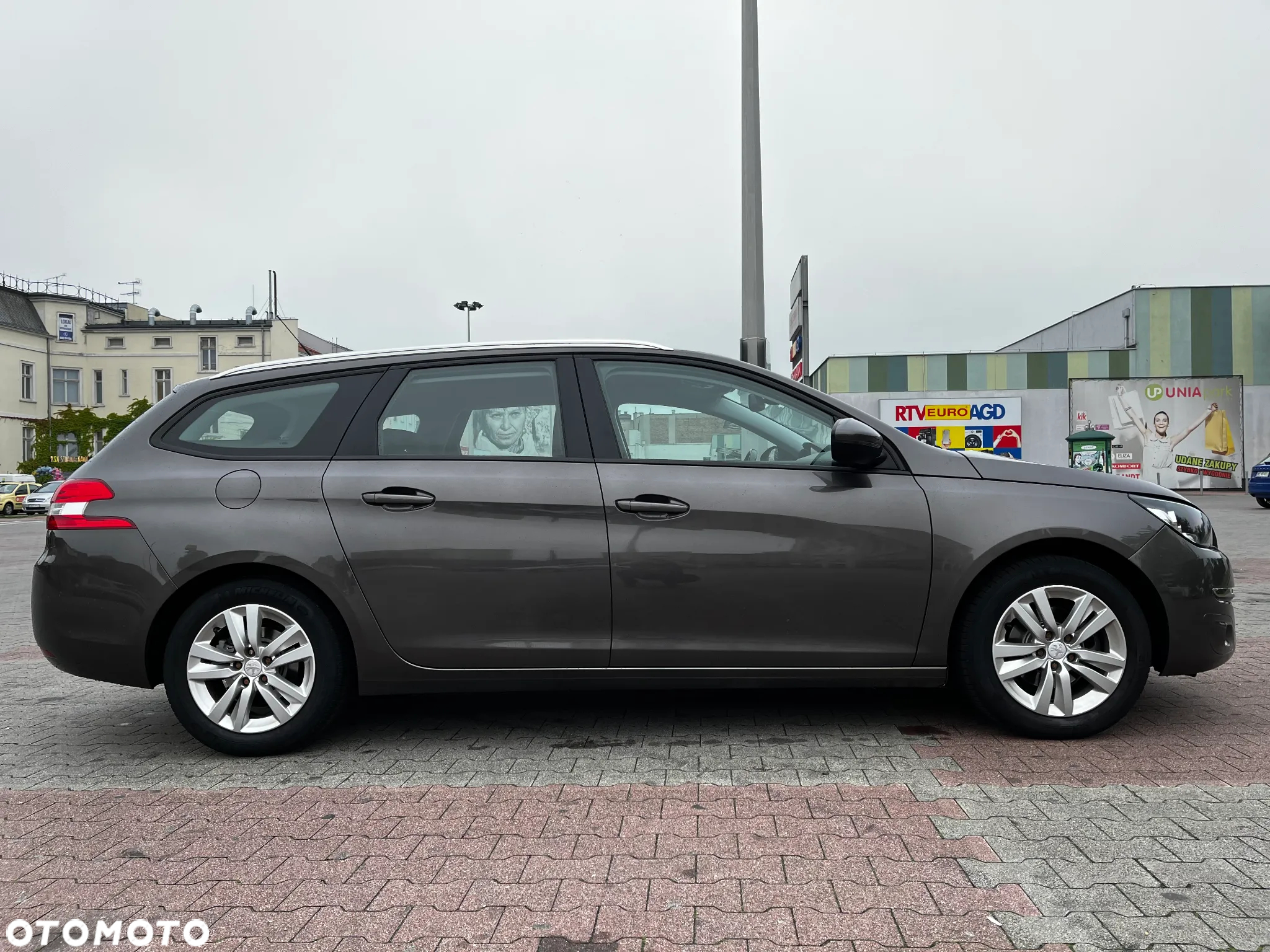Peugeot 308 SW 1.2 PureTech Active S&S - 8