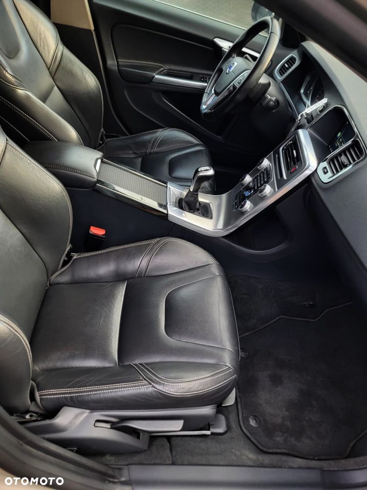 Volvo S60 D3 Momentum - 7