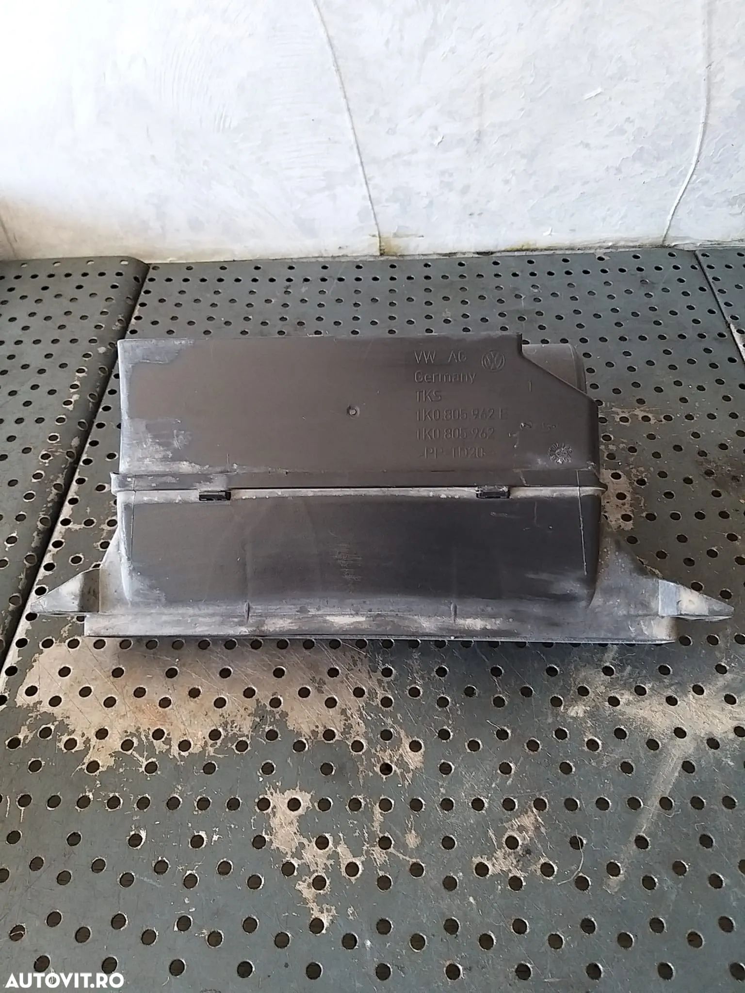 Deflector aer 2.0 tdi vw passat b6 3c 1k0805962 - 1