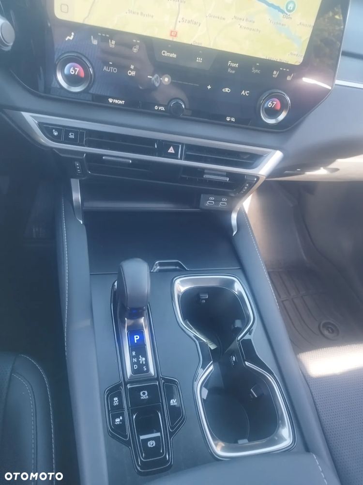 Lexus RX - 9