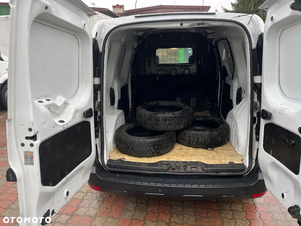 Dacia Dokker - 10