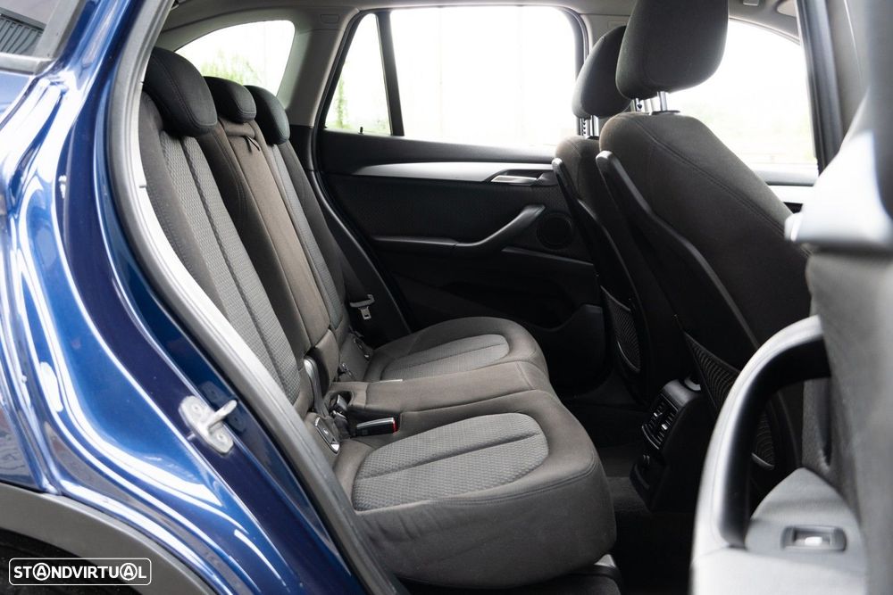 BMW X1 16 d sDrive Advantage - 32