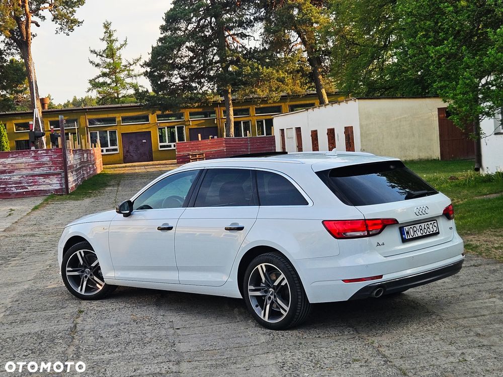 Audi A4 Avant 2.0 TDI Sport S tronic - 13