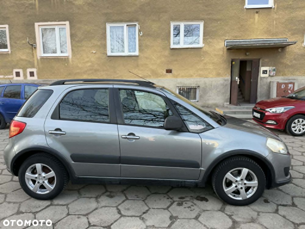 Suzuki SX4 1.6 VVT 4x2 Comfort - 8