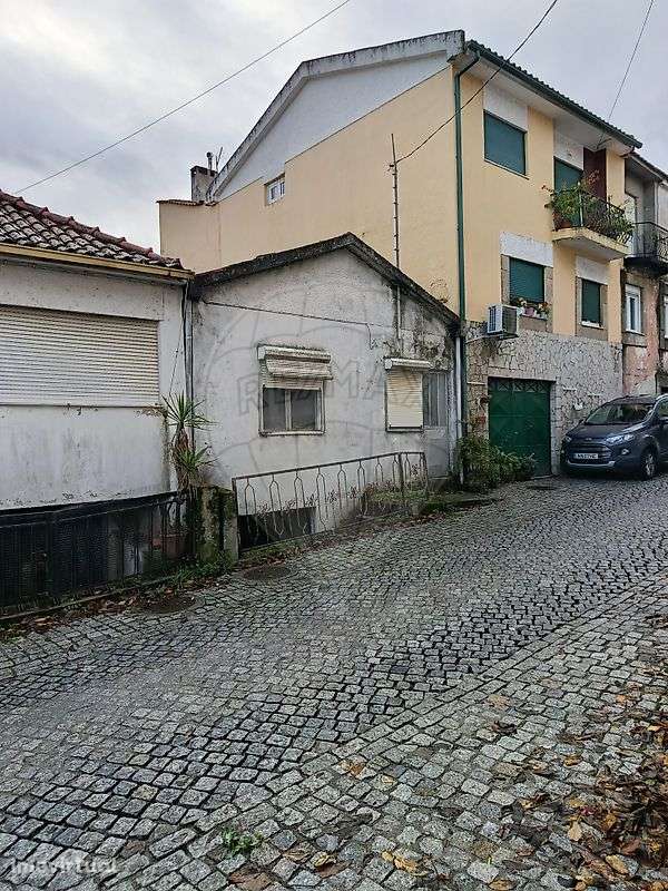 Moradia T2 para venda - Grande imagem: 2/12