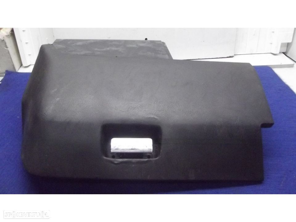 bmw E-21 porta luvas - 1