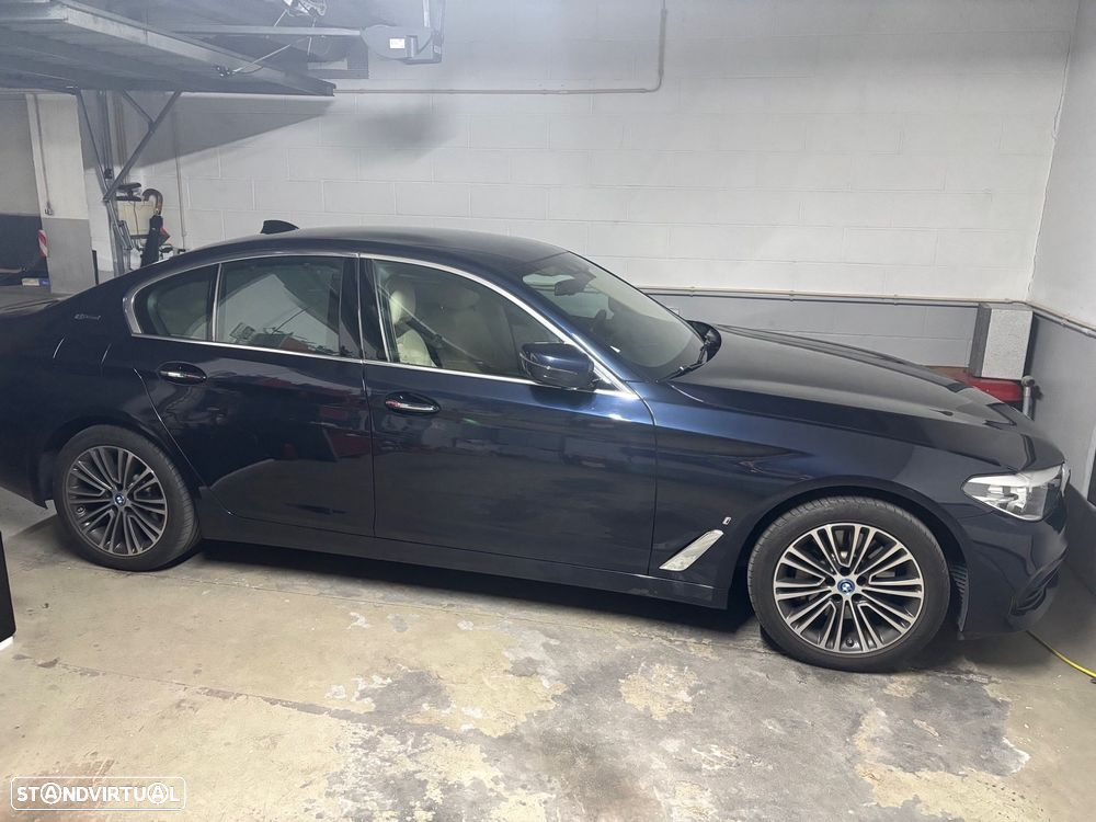 BMW 530 e iPerformance Line Luxury - 3