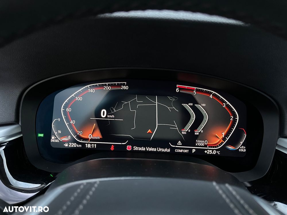 BMW Seria 5 520d xDrive AT - 34