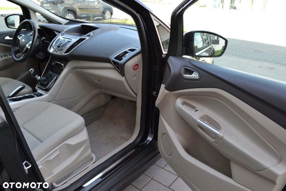 Ford Grand C-MAX 1.6 EcoBoost Start-Stop-System Titanium - 26