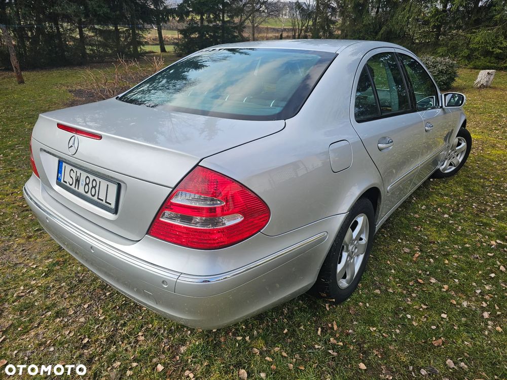 Mercedes-Benz Klasa E 200 Kompressor Automatik Elegance - 31
