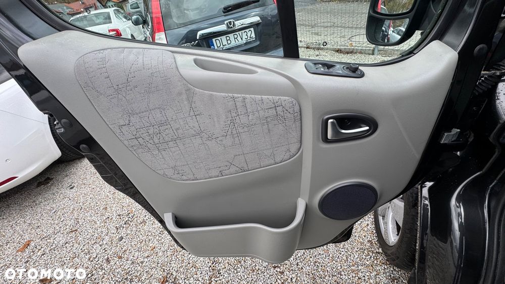 Renault Trafic Passenger Pack Clim - 18