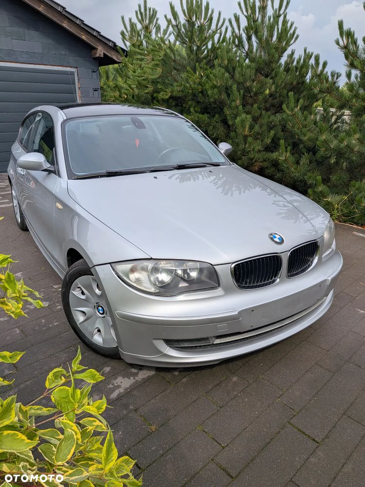 BMW Seria 1 118i - 3